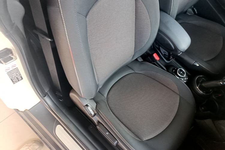 Used MINI 2016 1.2T ONE Pioneer Edition Right Front Seat