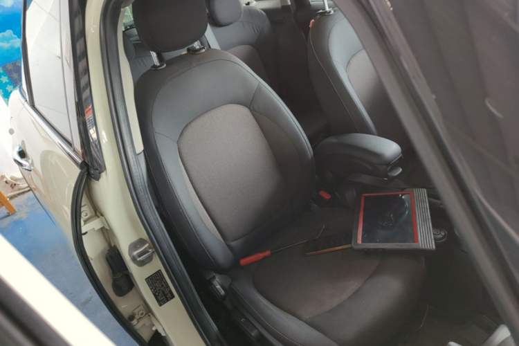 Used MINI 2016 1.2T ONE Five-Door Edition Right Front Seat
