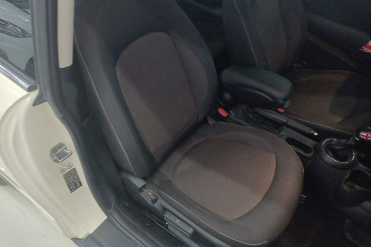Used MINI 2016 1.2T ONE Pioneer Edition Right Front Seat