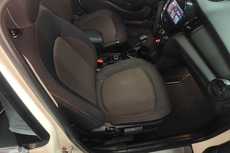 Used MINI 2016 1.2T ONE Five-Door Edition Right Front Seat