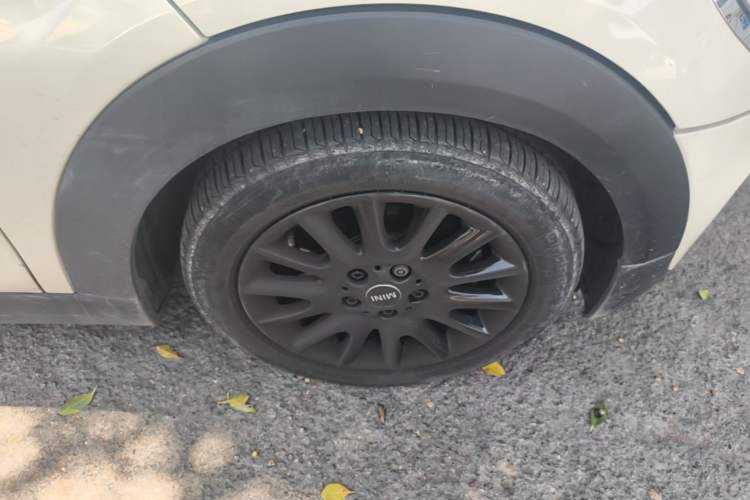 Used MINI 2016 1.5T COOPER Right Front Wheel Hub