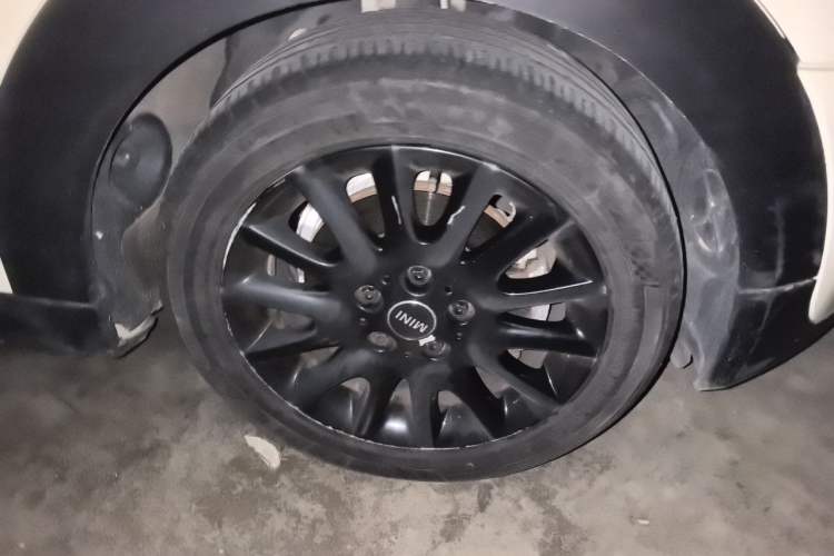 Used MINI 2016 1.5T COOPER Right Front Wheel Hub