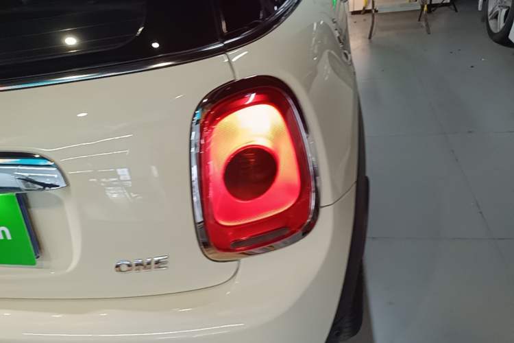 Used MINI 2016 1.2T ONE Pioneer Edition Right Rear Taillight