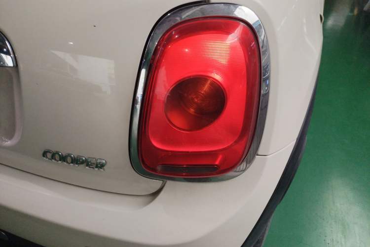 Used MINI 2016 1.5T COOPER Right Rear Taillight
