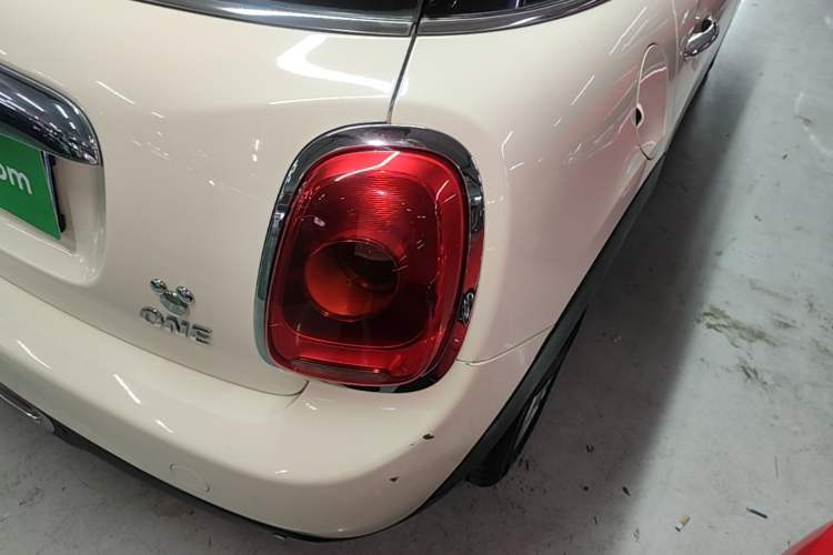 Used MINI 2016 1.2T ONE Five-Door Edition Right Rear Taillight