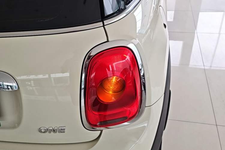 Used MINI 2016 1.2T ONE Pioneer Edition Right Rear Taillight