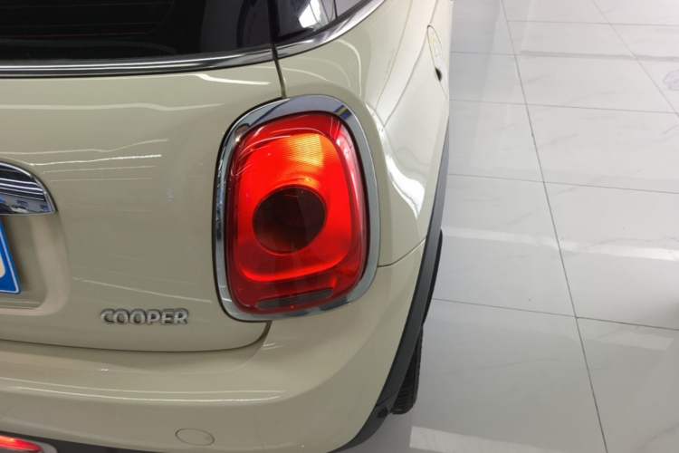 Used MINI 2016 1.5T COOPER Right Rear Taillight