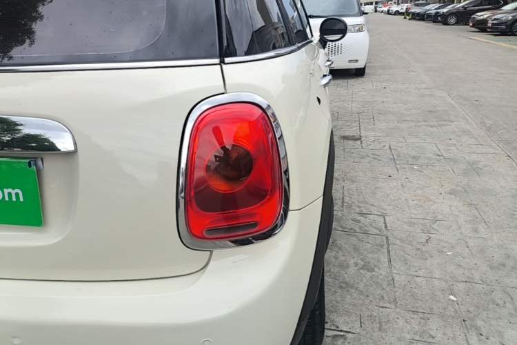Used MINI 2016 1.2T ONE Five-Door Edition Right Rear Taillight