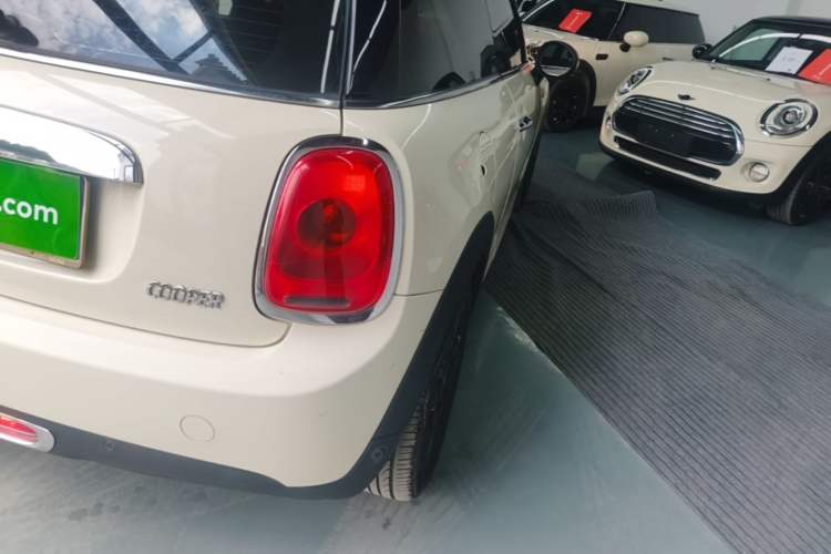 Used MINI 2016 1.5T COOPER Right Rear Taillight