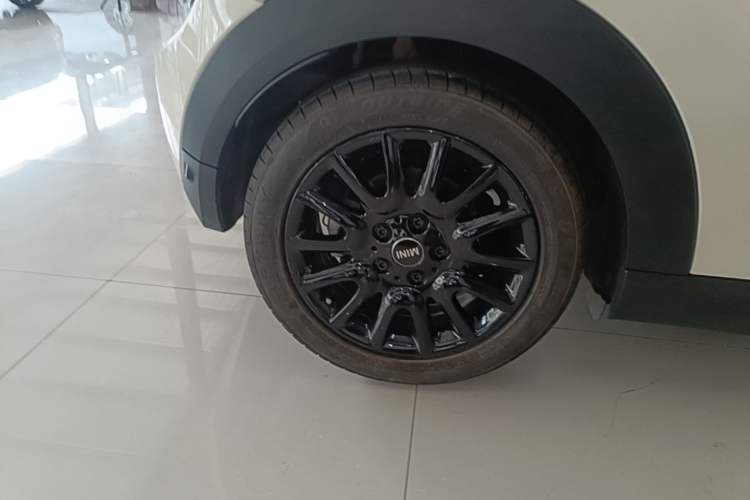 Used MINI 2016 1.2T ONE Pioneer Edition Right Rear Wheel Hub