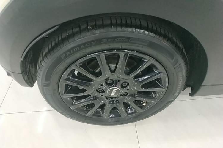 Used MINI 2016 1.2T ONE Pioneer Edition Right Rear Wheel Hub