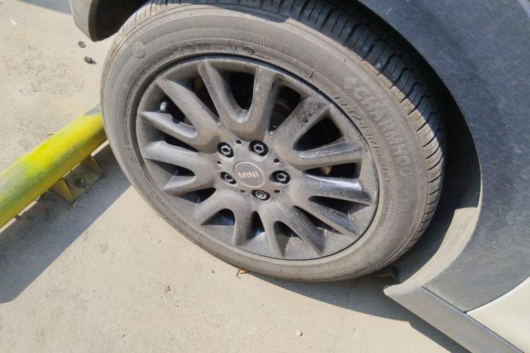 Used MINI 2016 1.5T COOPER Right Rear Wheel Hub