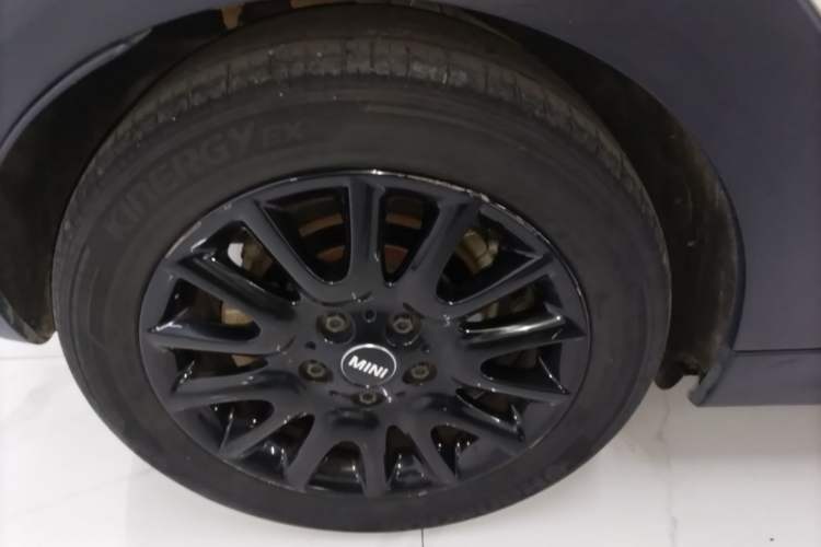 Used MINI 2016 1.2T ONE Pioneer Edition Right Rear Wheel Hub
