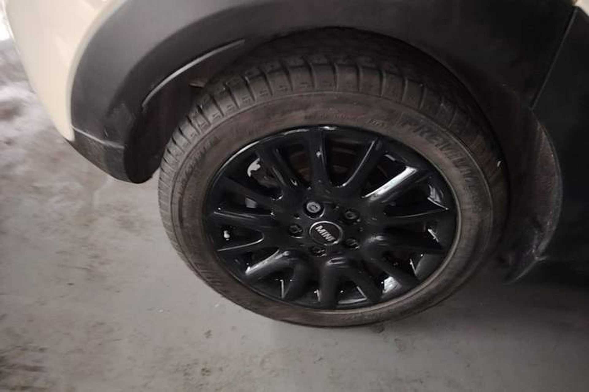 Used MINI 2016 1.5T COOPER Five-Door Edition Right Rear Wheel Hub
