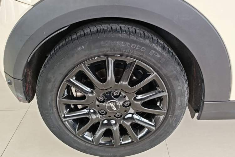 Used MINI 2016 1.2T ONE Pioneer Edition Right Rear Wheel Hub
