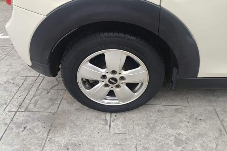 Used MINI 2016 1.2T ONE Five-Door Edition Right Rear Wheel Hub