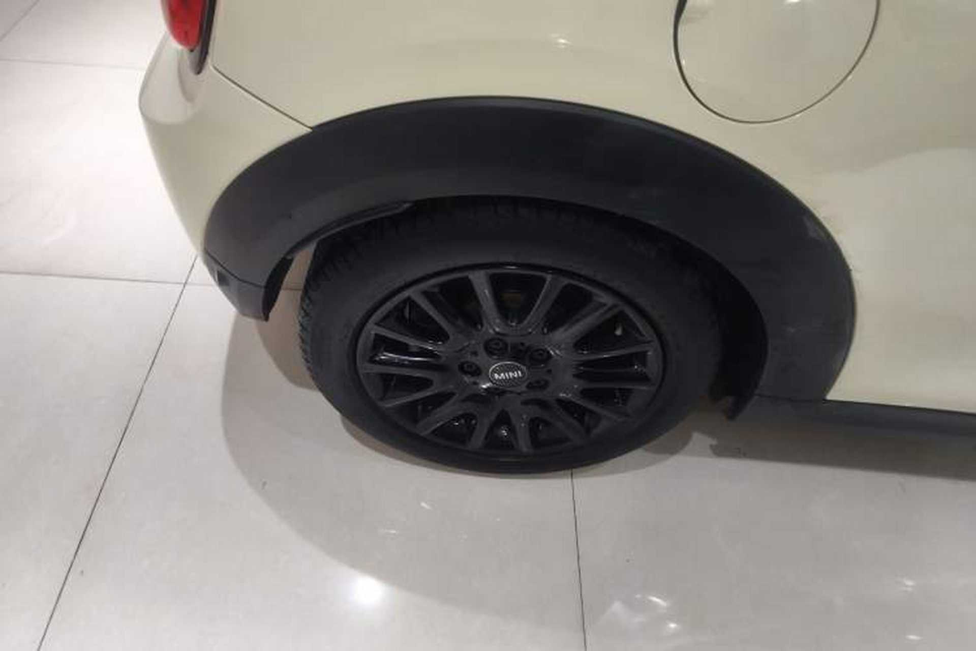 Used MINI 2016 1.2T ONE Pioneer Edition Right Rear Wheel Hub