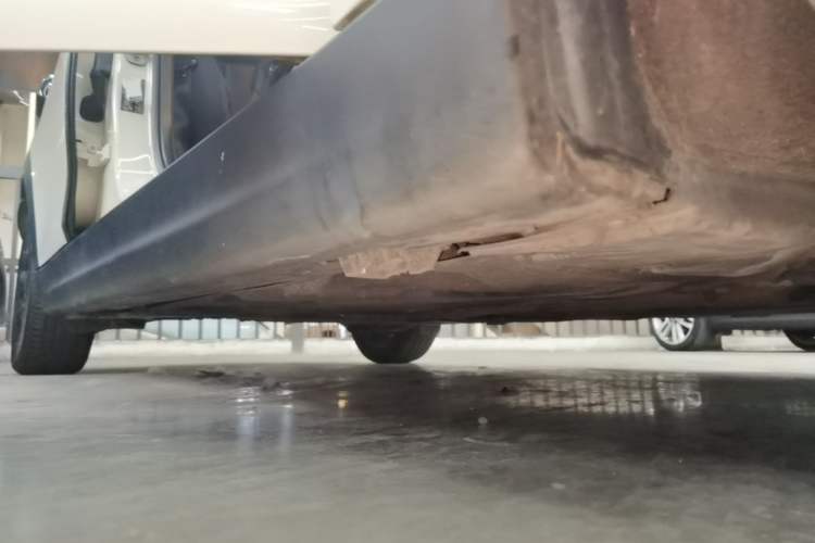 Used MINI 2016 1.5T COOPER Five-Door Edition Right Side Sill