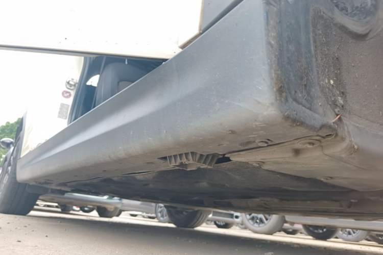 Used MINI 2016 1.2T ONE Pioneer Edition Right Side Sill