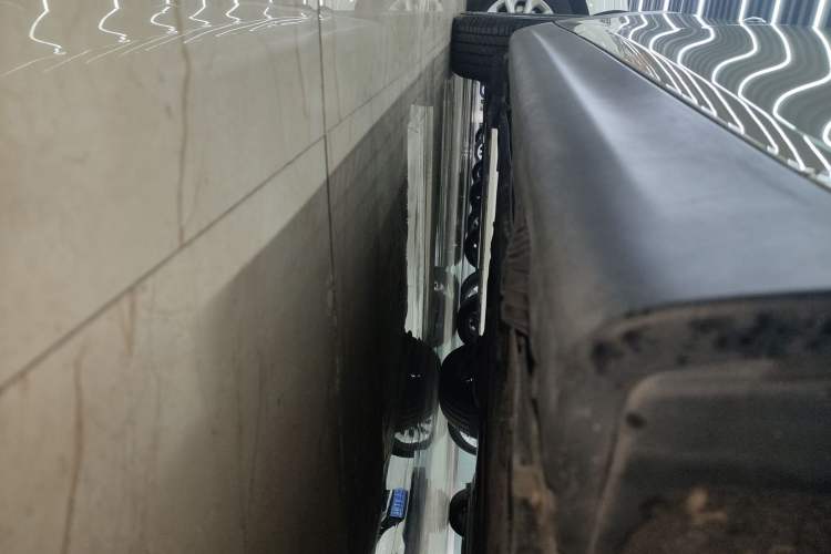 Used MINI 2016 1.5T COOPER Five-Door Edition Right Side Sill