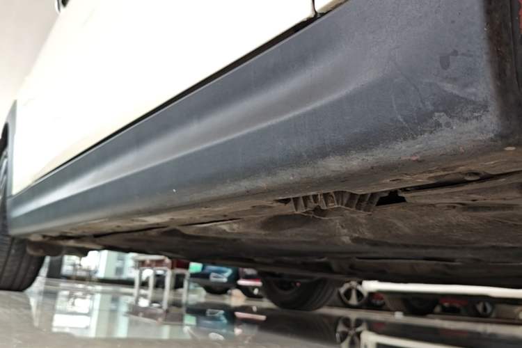 Used MINI 2016 1.2T ONE Pioneer Edition Right Side Sill