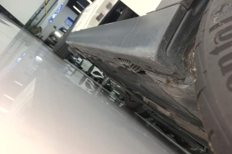 Used MINI 2016 1.5T COOPER Right Side Sill