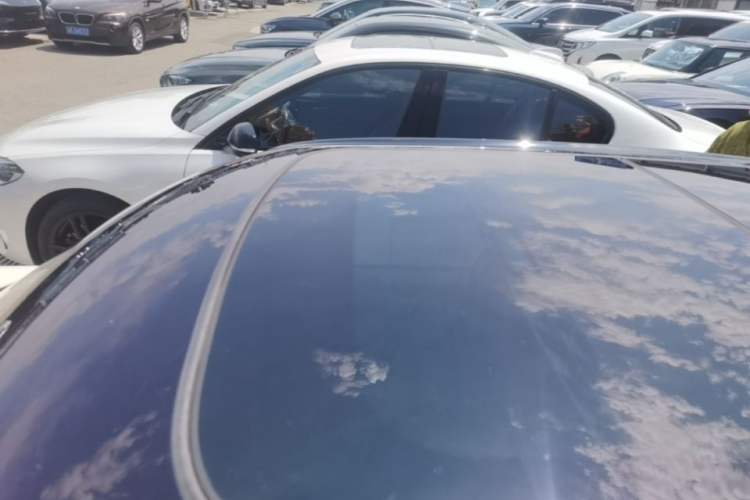 Used MINI 2016 1.5T COOPER Five-Door Edition Roof