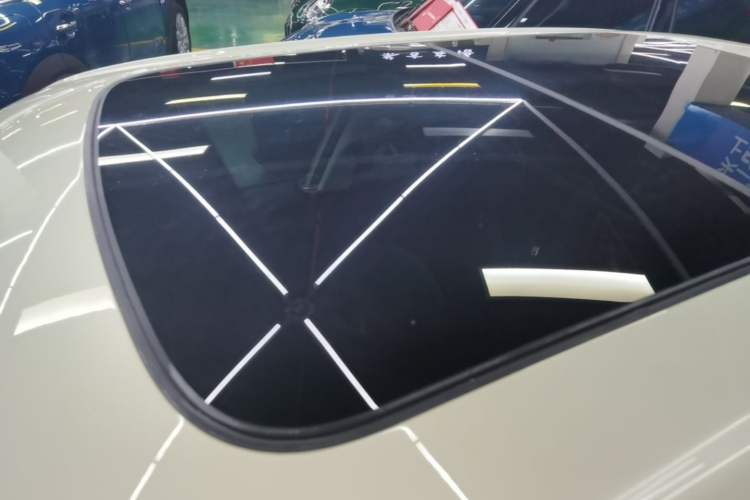Used MINI 2016 1.5T COOPER Five-Door Edition Roof