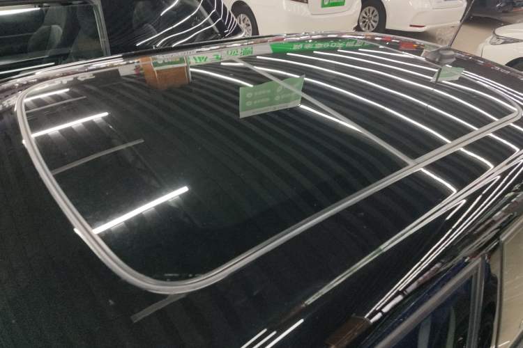 Used MINI 2016 1.5T COOPER Five-Door Edition Roof
