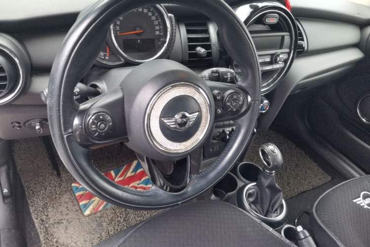 Used MINI 2016 1.2T ONE Pioneer Edition Steering Wheel
