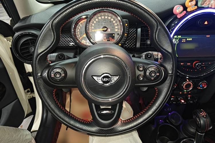 Used MINI 2016 2.0T COOPER S Five-Door Edition Steering Wheel