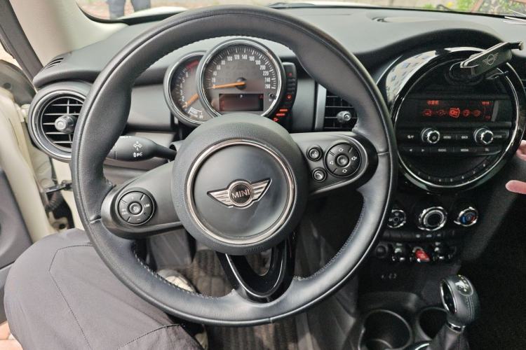 Used MINI 2016 1.2T ONE Pioneer Edition Steering Wheel