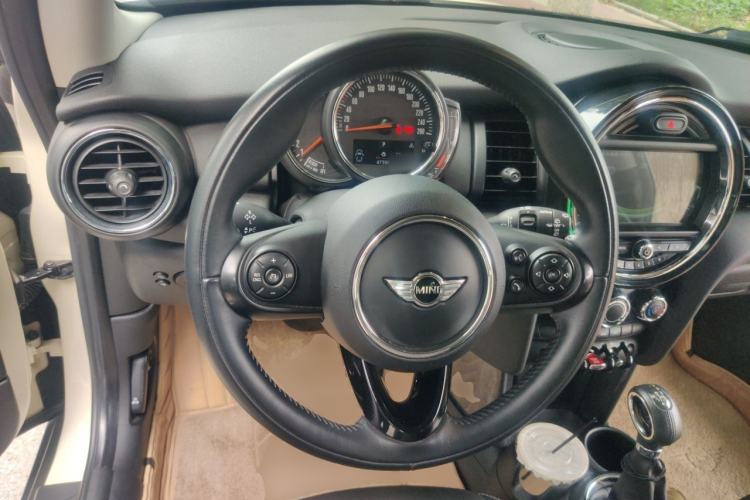 Used MINI 2016 1.2T ONE Pioneer Edition Steering Wheel