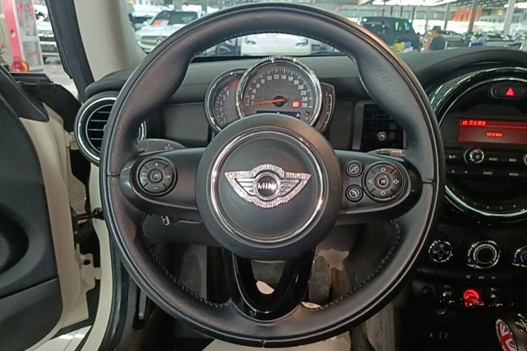 Used MINI 2016 1.2T ONE Pioneer Edition Steering Wheel