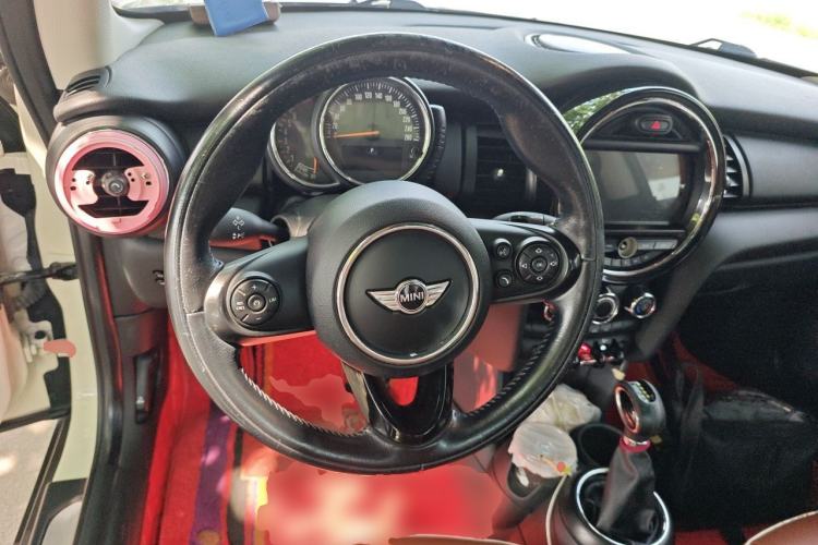Used MINI 2016 1.2T ONE Pioneer Edition Steering Wheel