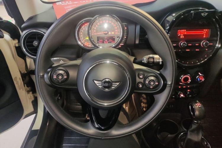 Used MINI 2016 1.2T ONE Pioneer Edition Steering Wheel