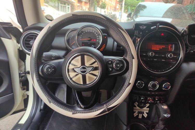 Used MINI 2016 1.2T ONE Pioneer Edition Steering Wheel