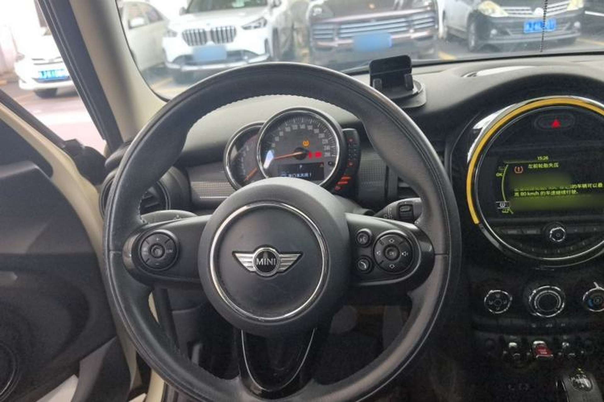 Used MINI 2016 1.5T COOPER Five-Door Edition Steering Wheel