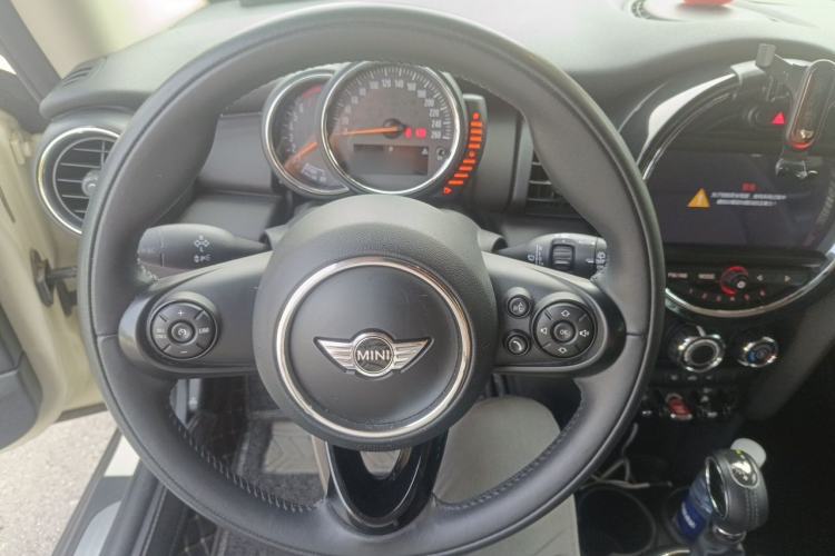 Used MINI 2016 1.2T ONE Pioneer Edition Steering Wheel
