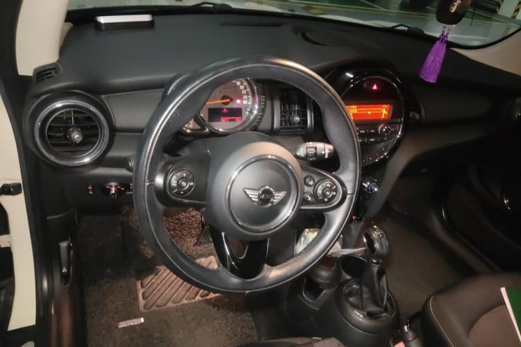 Used MINI 2016 1.2T ONE Pioneer Edition Steering Wheel