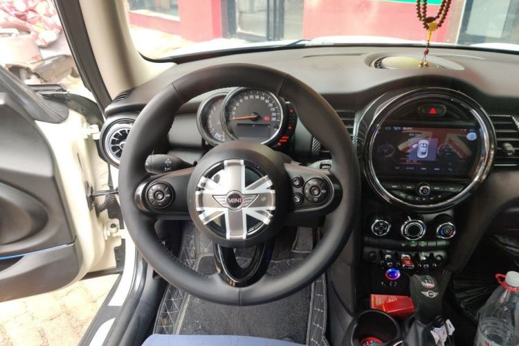 Used MINI 2016 1.2T ONE Pioneer Edition Steering Wheel