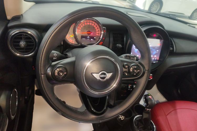 Used MINI 2016 1.2T ONE Pioneer Edition Steering Wheel