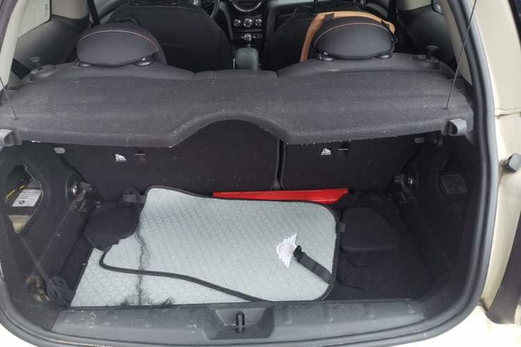 Used MINI 2016 1.2T ONE Pioneer Edition Trunk