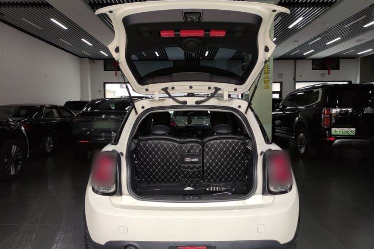 Used MINI 2016 1.2T ONE Pioneer Edition Trunk