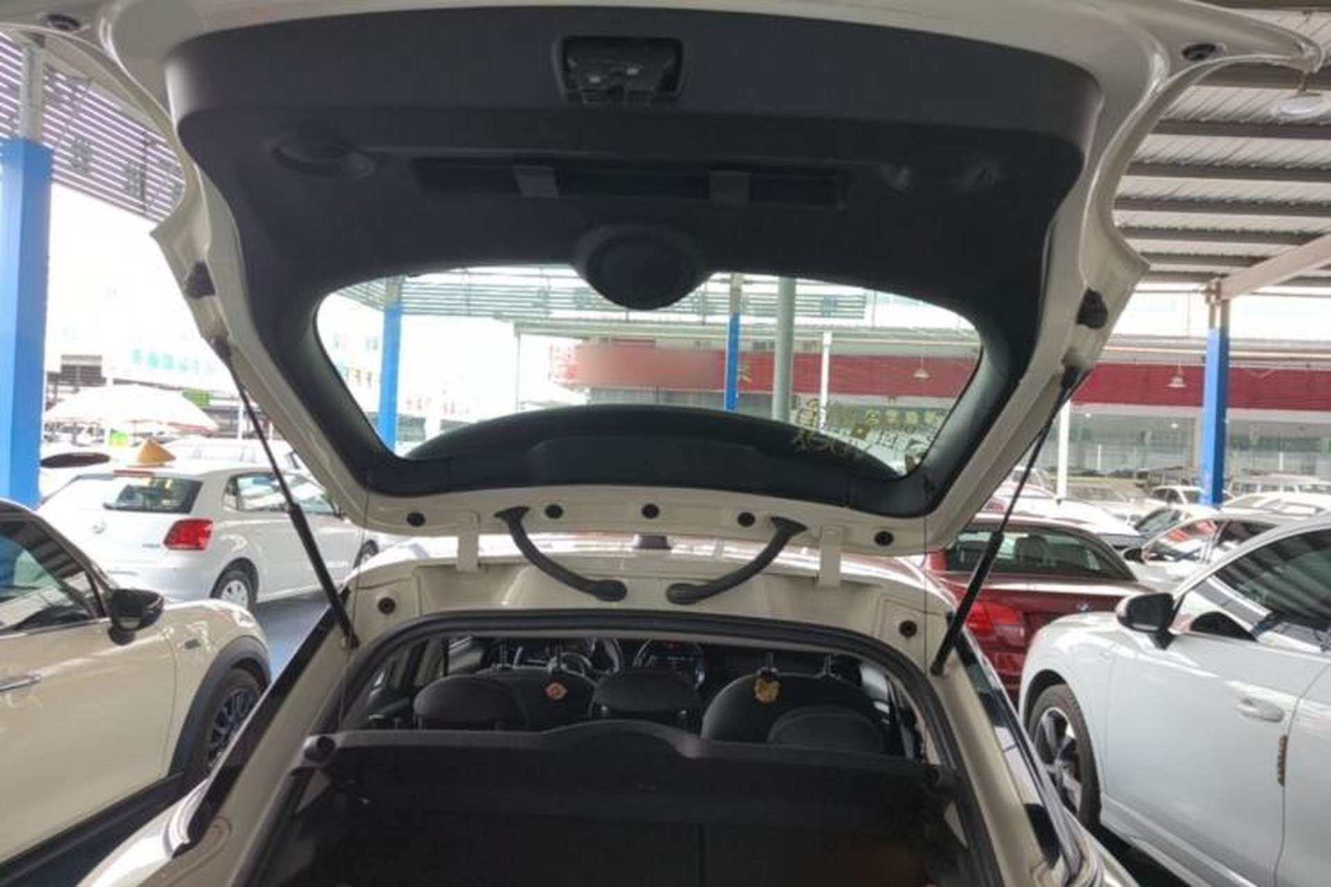 Used MINI 2016 1.2T ONE Five-Door Edition Trunk