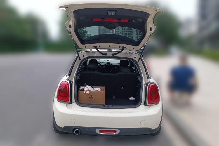 Used MINI 2016 1.5T COOPER Avant-Garde Trunk
