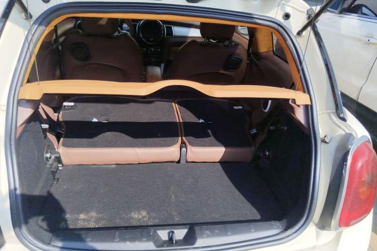 Used MINI 2016 1.5T COOPER Trunk