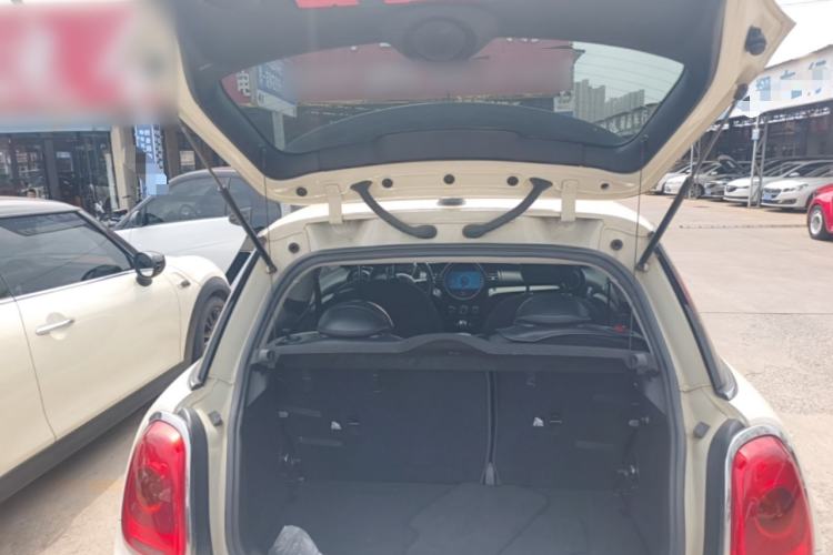 Used MINI 2016 1.2T ONE Pioneer Edition Trunk