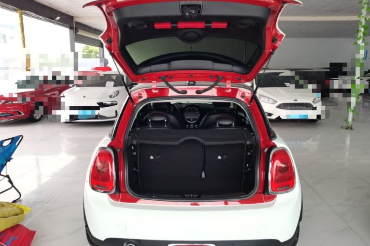 Used MINI 2016 1.2T ONE Pioneer Edition Trunk