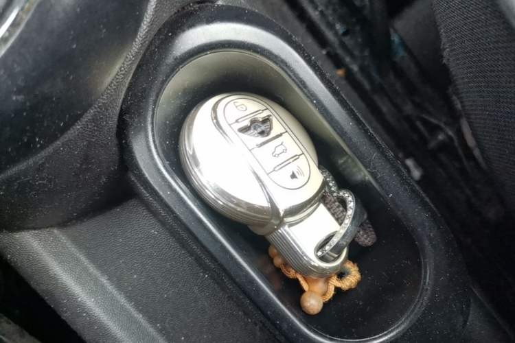 Used MINI 2016 1.2T ONE Pioneer Edition Vehicle Key